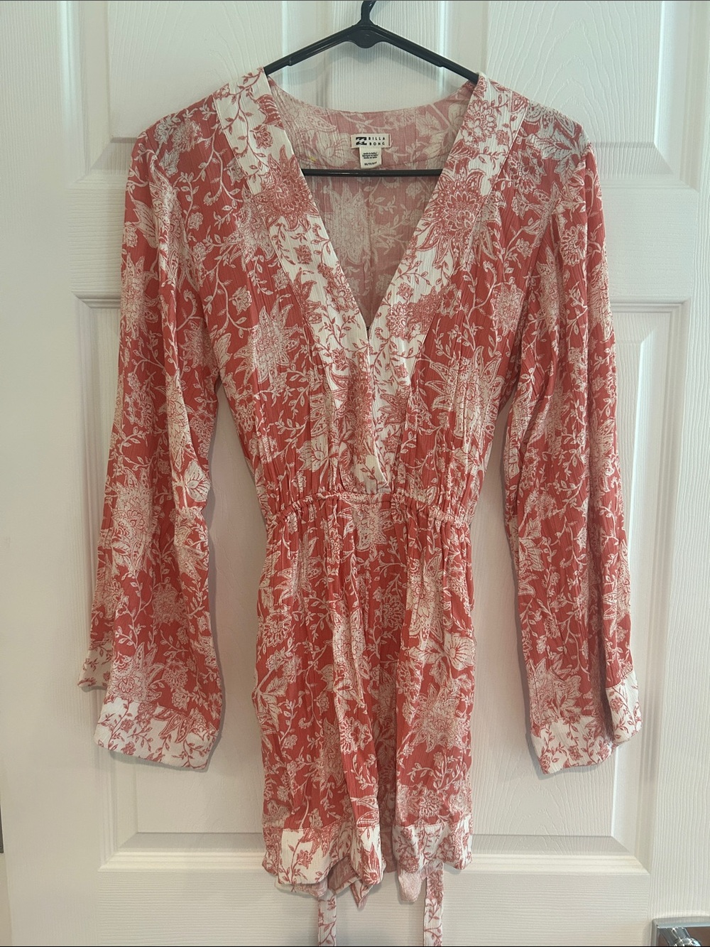 Billabong Coral & White Floral V-Neck Romper Sz XS